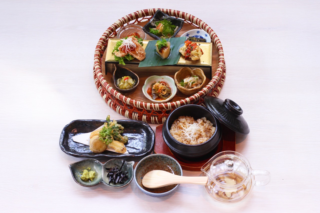 VEGAN(読み込み中…)|大阪心斎橋のVEGAN・腸活をテーマにした美容健康カフェ「W RETREAT CAFE」VEGANメニュー