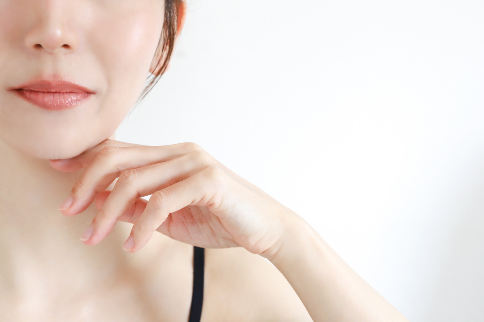 フェイスラインのたるみの改善方法