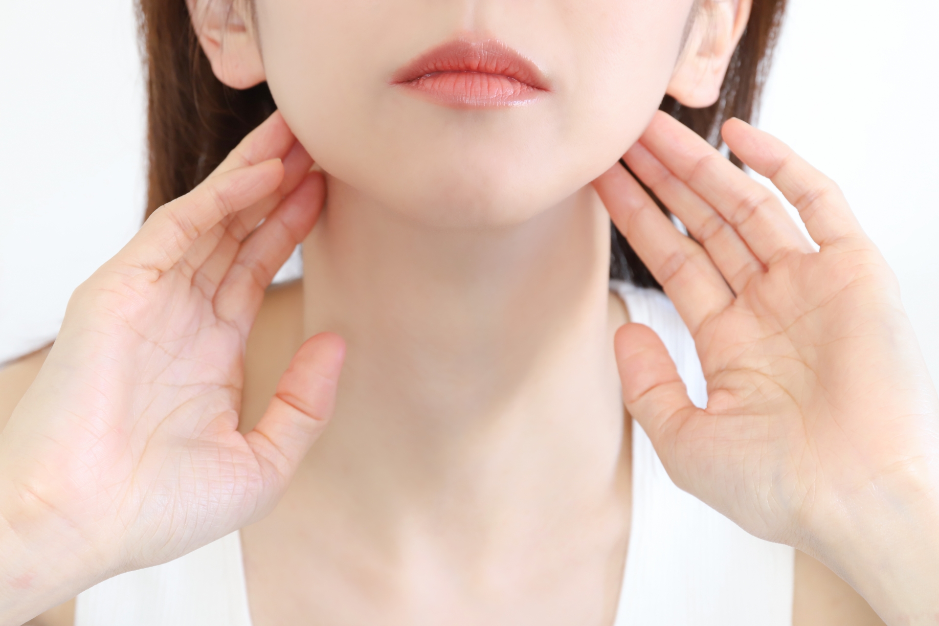 自宅でできる二重顎のセルフケア方法