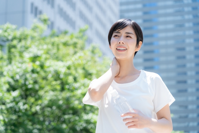 フェイスラインを引き締める生活習慣